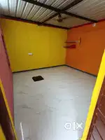 Ek room ek let baat ek swimming pool 2000 fees contruction