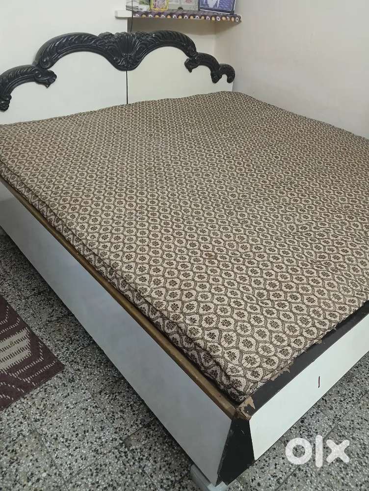 Double bed cotton gadda