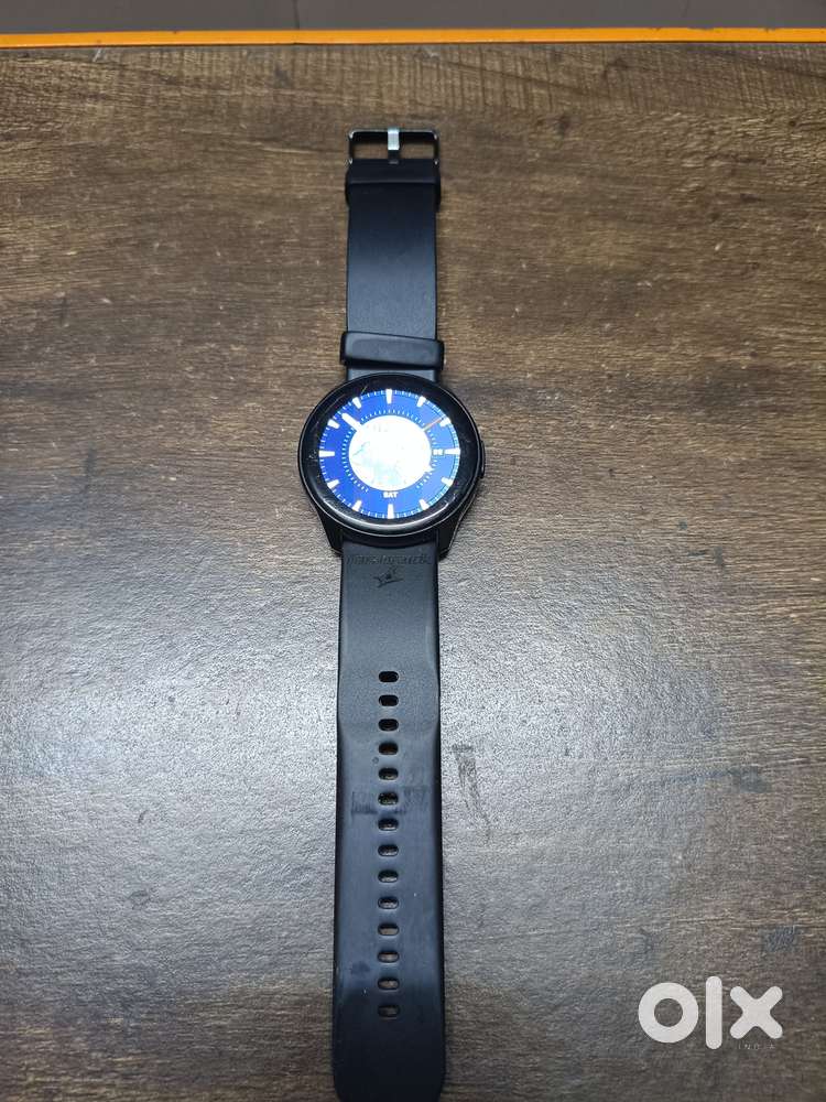 Premium Fastrack Smartwatch – Original, Letronics earphone