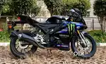 R15 monster edition moto gp