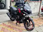 BAJAJ PULSAR 200F FULLY MINT CONDITION BIKE