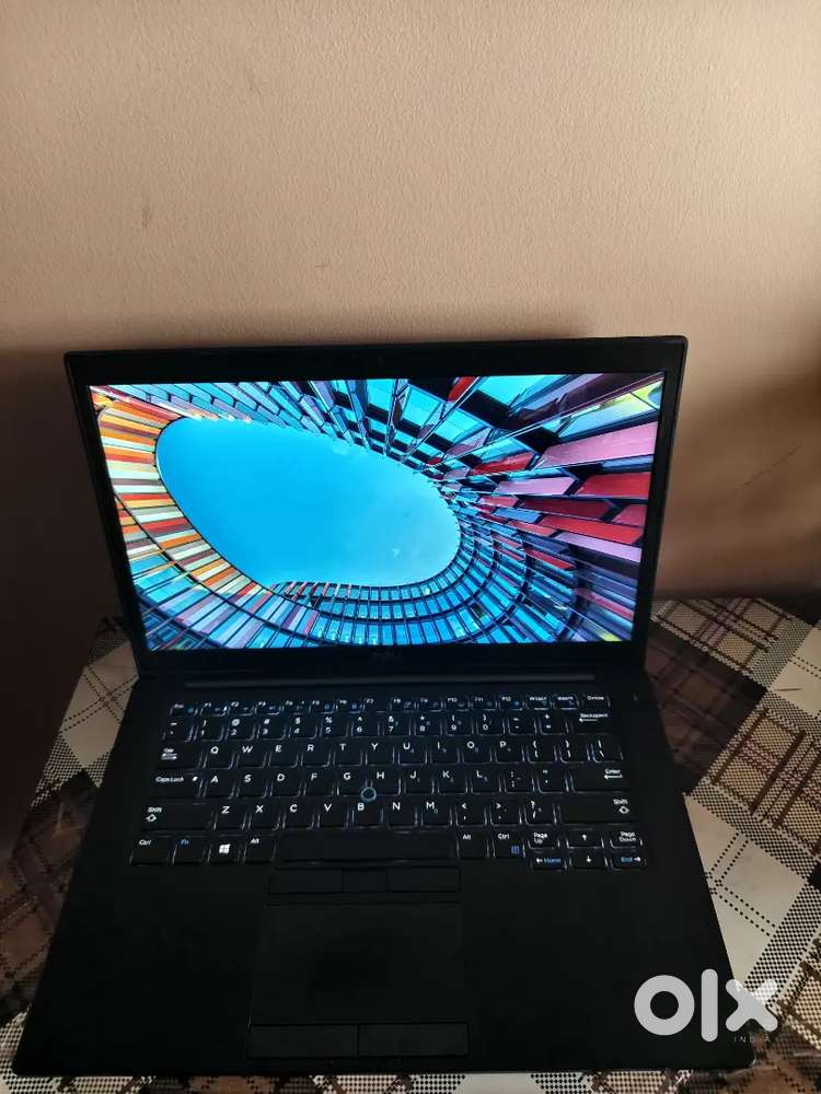 Dell latitude i5-8th 16gbram 256gb SSD nvme