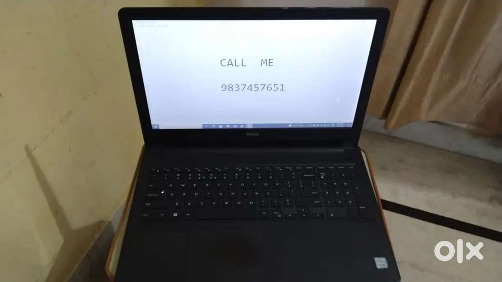 Dell Inspiron15-3567laptopI5 7thgenprocessor
4gbDDR4 Ram
256gb m.2 SSD