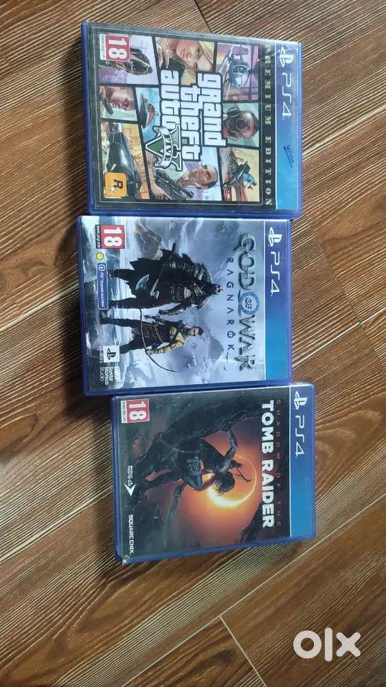 Ps4 games. God of war and gta