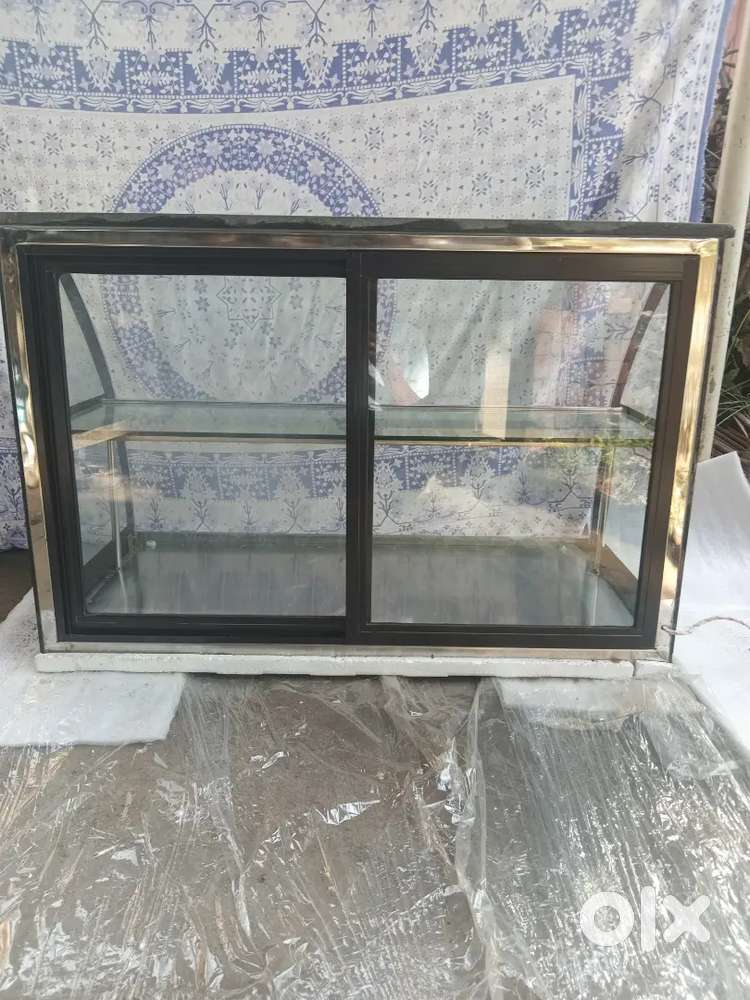 Bakery Display Counter [Normal]