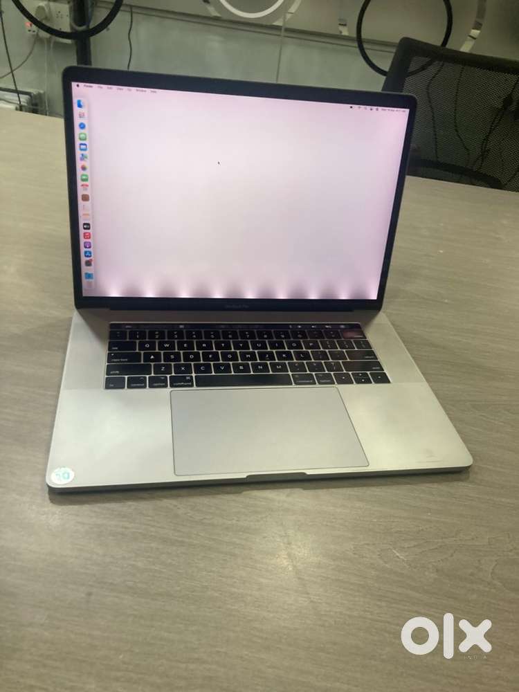 Apple MacBook Pro 15inch i7 A1707 2016 Display DownLight 30Degree