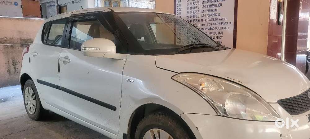 Maruti Suzuki Swift 2012 Petrol 71645 Km Driven