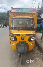 Piaggio Ape Xtra LDX + (6ft)