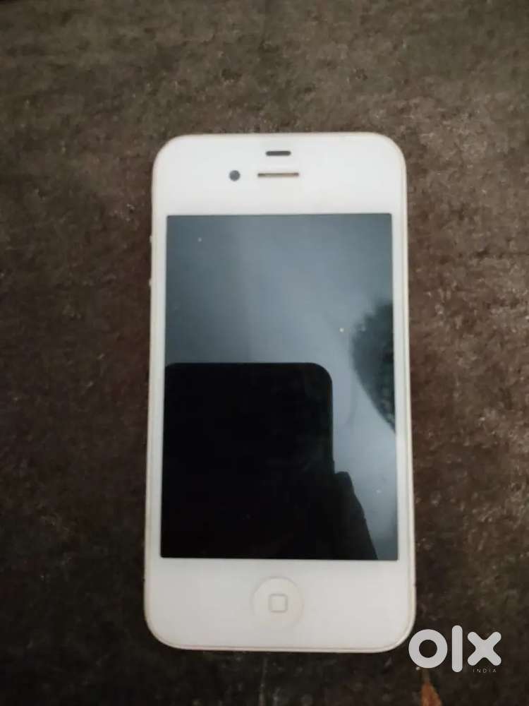 Iphone 4s working condition and with charger