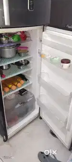 Whirlpool double door fridge