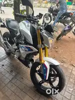 Bmw g310r with showroom maintainance