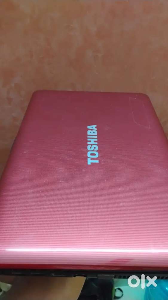 Urgent selling laptop Used, TOSHIBA . Take this opportunity