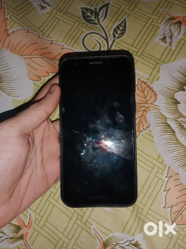 Samsung a2 core ram 1gb rom 16gb