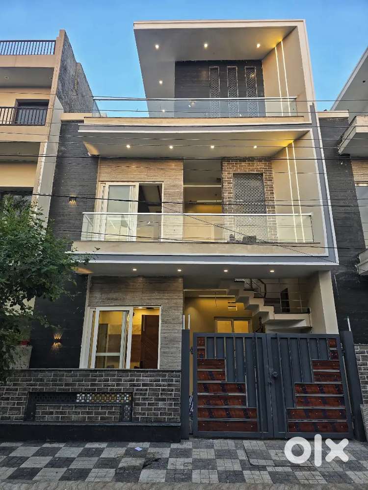 4BHK Luxurious House In Sec123 Sunny Enclave Kharar Mohali