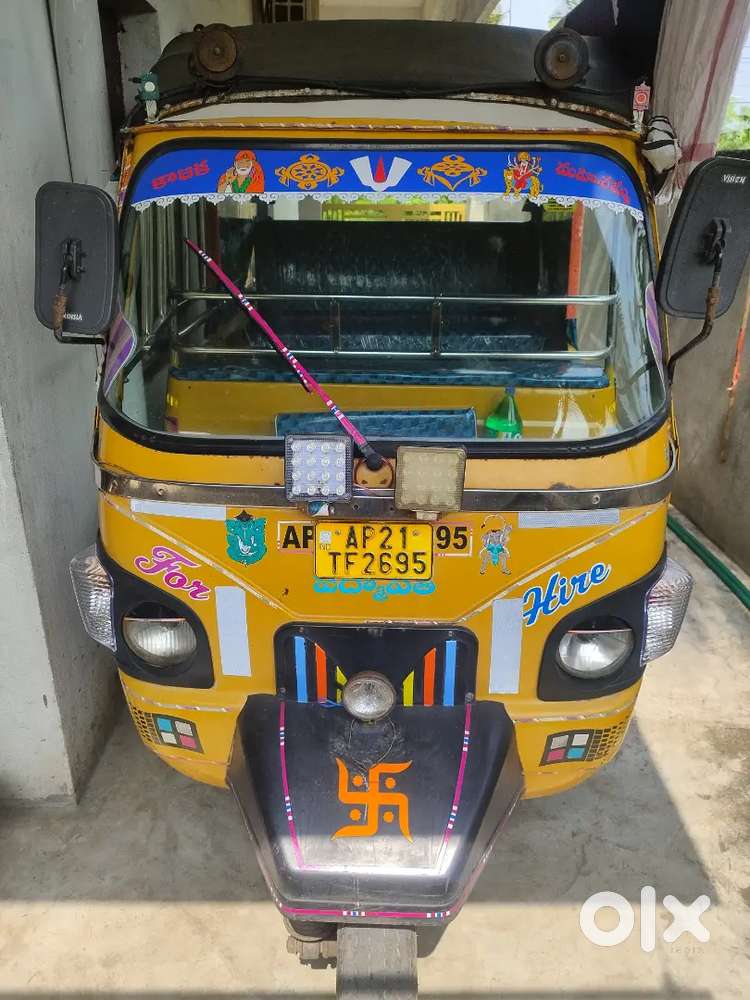 Mahindra alfa dx passenger