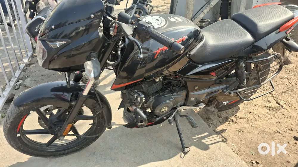 Pulsar 125