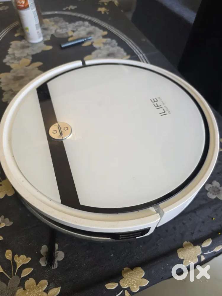 I Life V3X robot vaccum cleaner