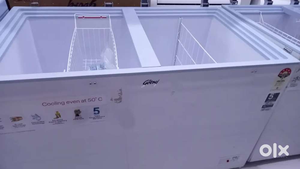 400 literGodrej new deep freezer