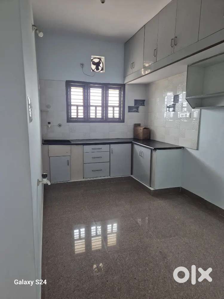 2bhk HOUSE at GROUND FLOOR for lease or rent