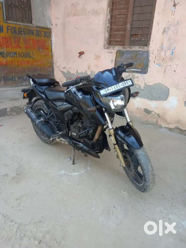 Black Apache 4v200 rtr Good condition bike awailable multibikes24