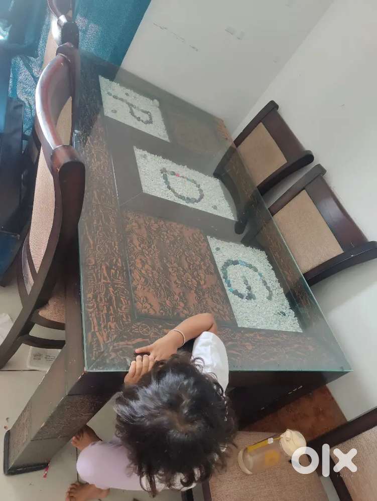 Dinning Table