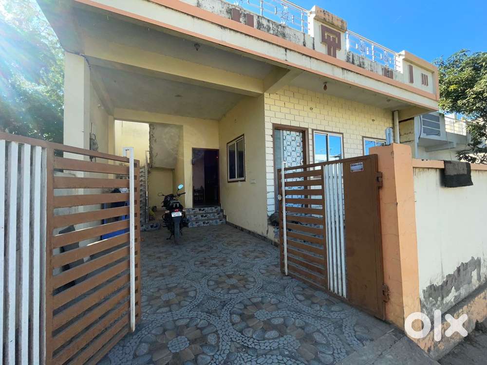 Independent House argent Need 2 Person Flatments