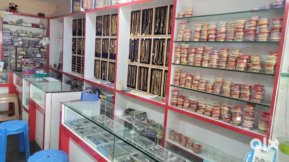 EVENING (5-9) PART TIME JOB IN SHOP (ONLY GIRLS)