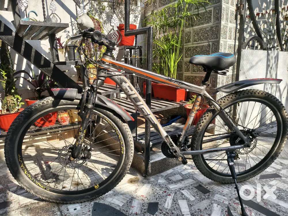 HUGE Brand Alloy frame 21 gears bicycle