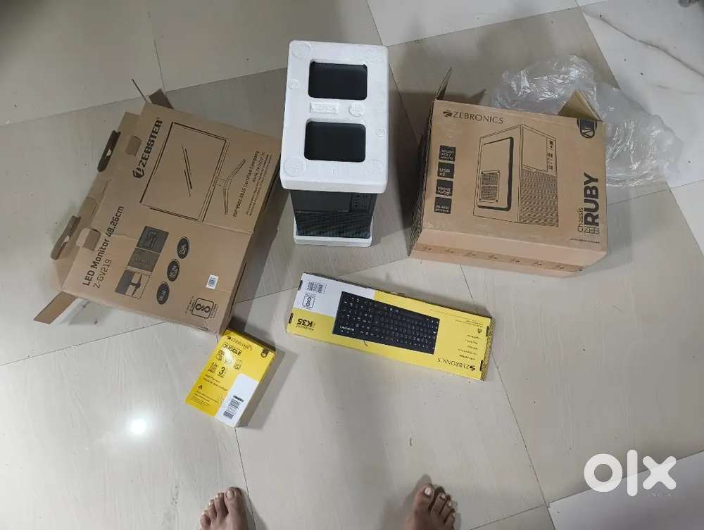 i5 4th Gen Desktop PC  8GB RAM  256GB SSD  Zebronics + 19” Monitor