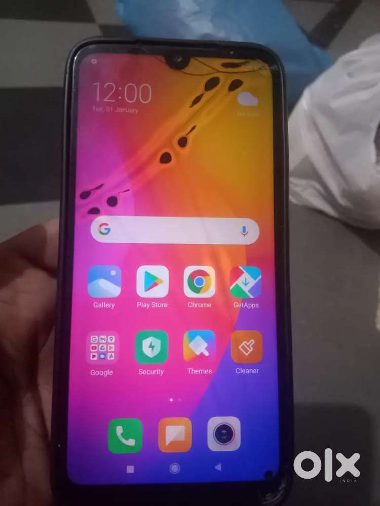 Radmi 7 with 2gb ram 32 internal