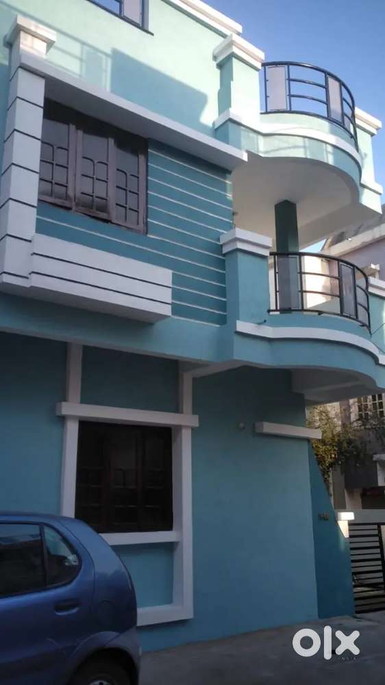 Semi-furnished 3BHK for sale