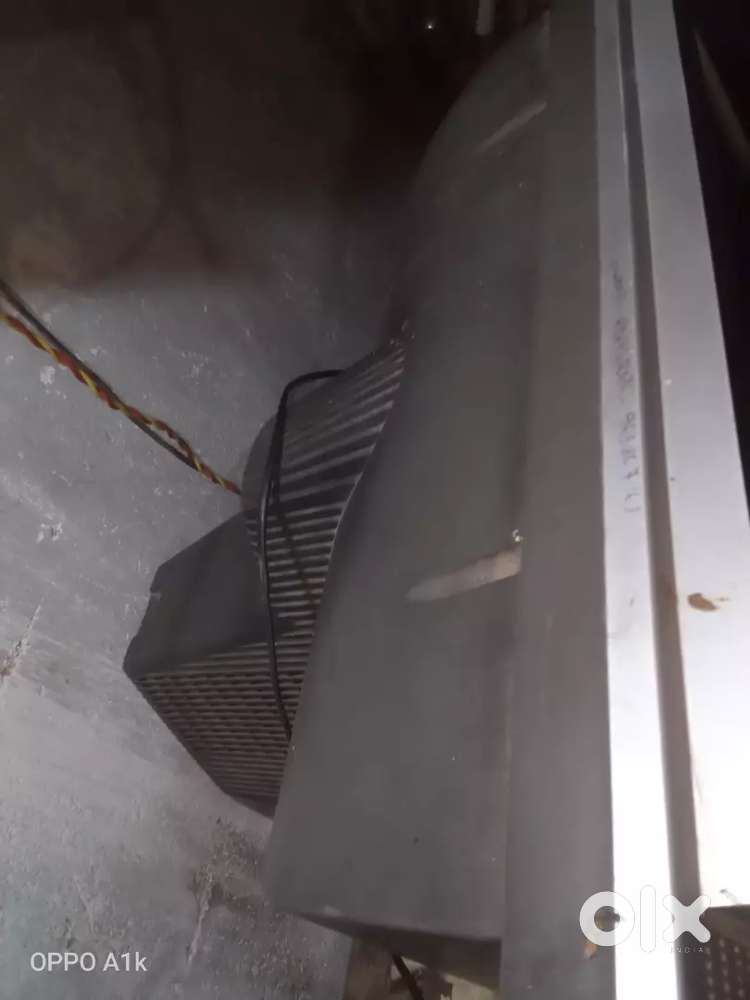 21'' inch Igo slim flat tv