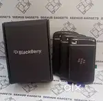 Blackberry Q10 with all accesories and box with seller bill and warran