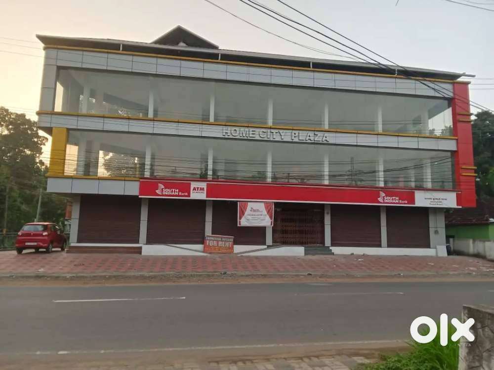 Hospital institute ect available space in palakkad town area