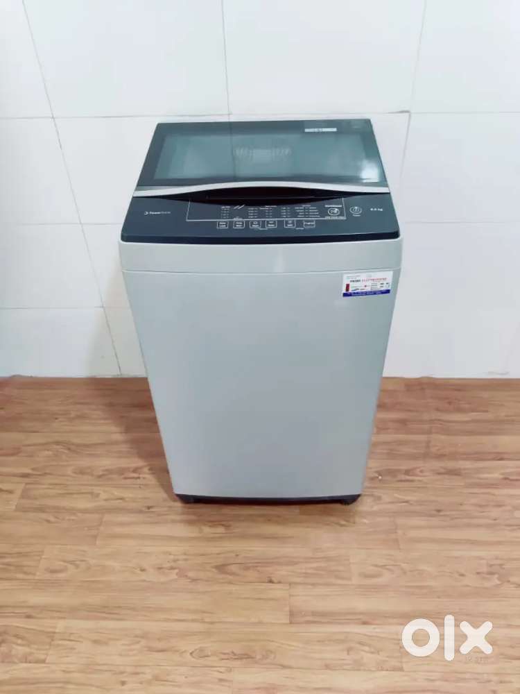 ;*- Silver and black washing clothes machine with free delevery --)
