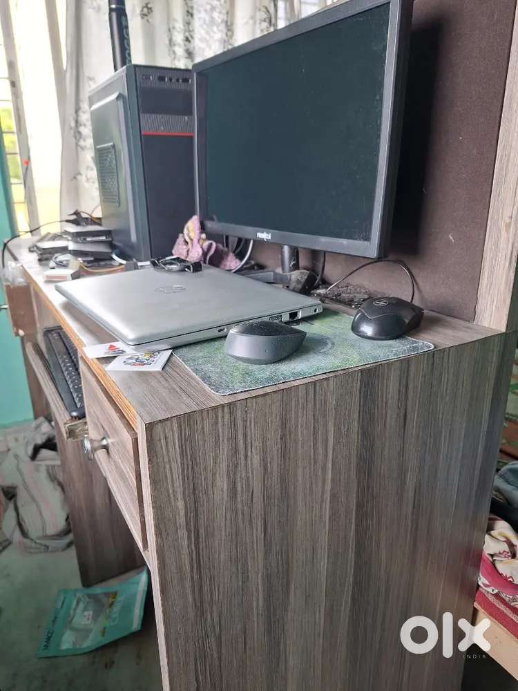 Office Table/ Desk for Sale