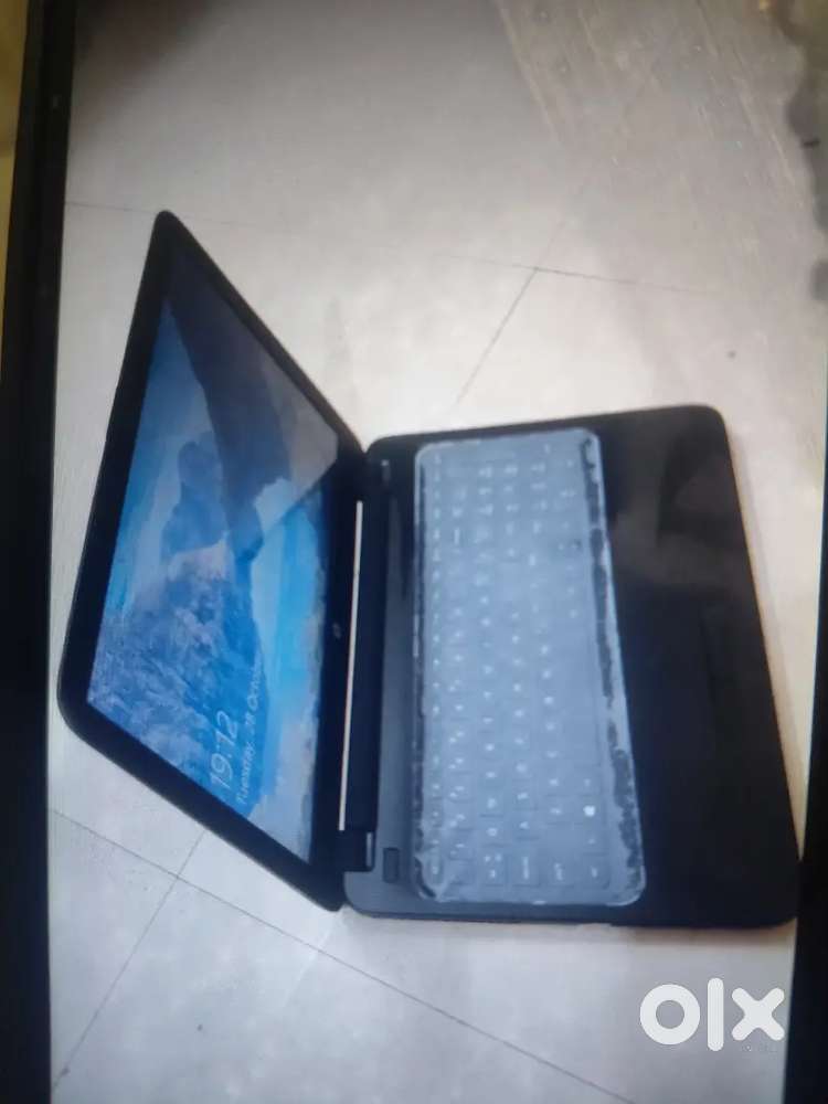 I am selling an HP laptop which is a 2019 model