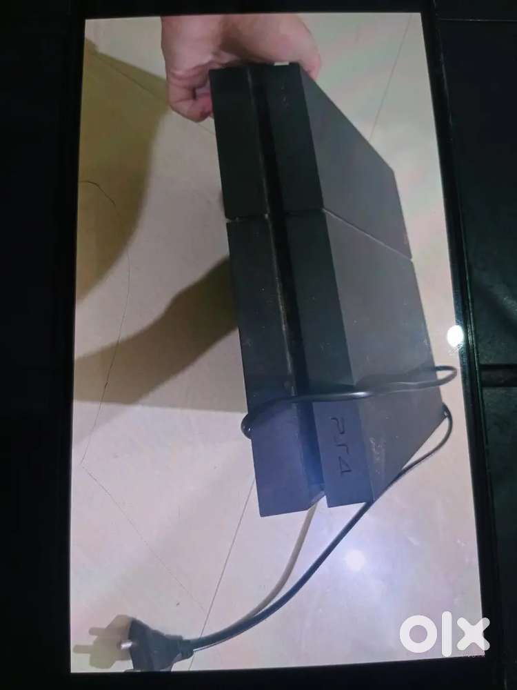 Ps4(1tb) urgent sale