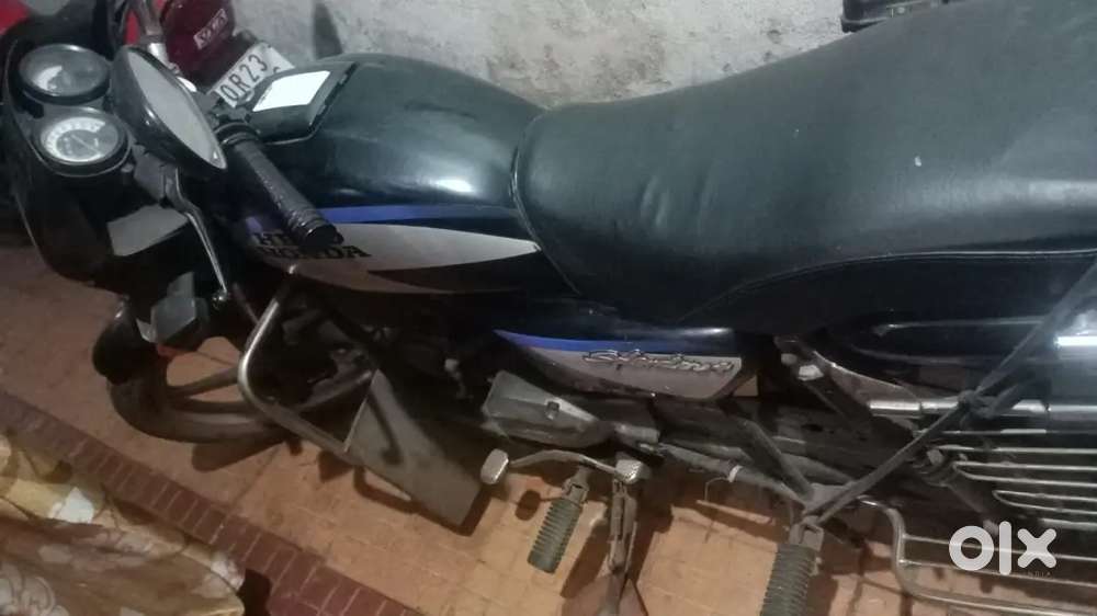 Hero  Honda  Splendor  Plus    New  top