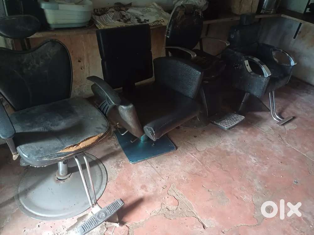 Beauty parlour chairs for sale