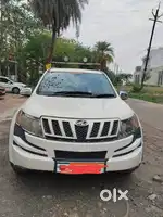 Mahindra XUV500, 2015
