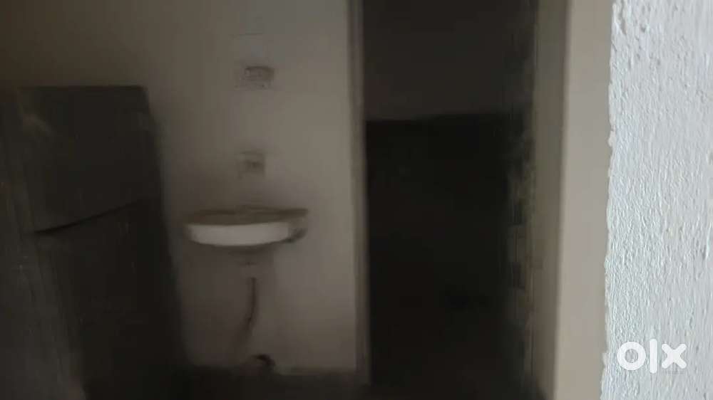 2 bhk only 4000 monty rent