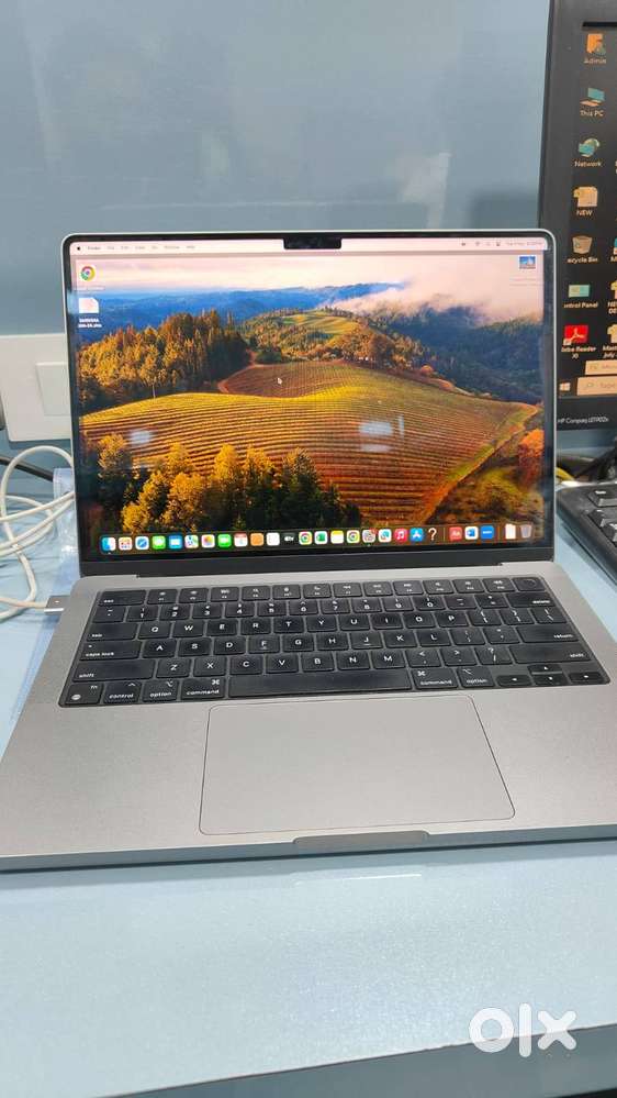 MACBOOK PRO M3  2023 1TB