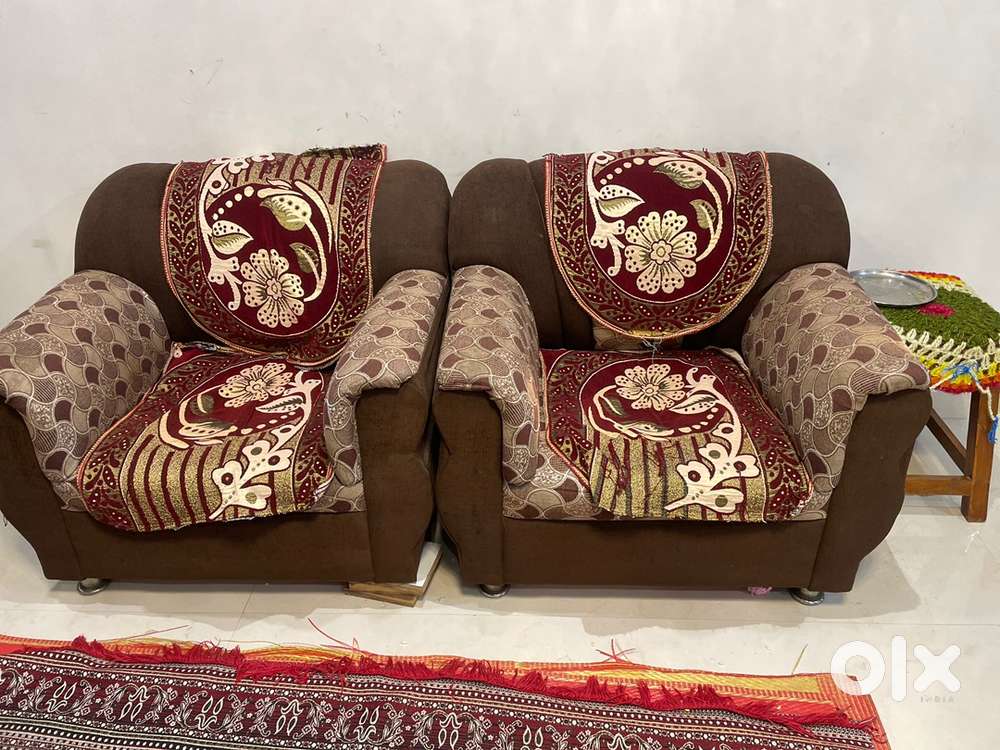 Good Condition 3x2 Sofa