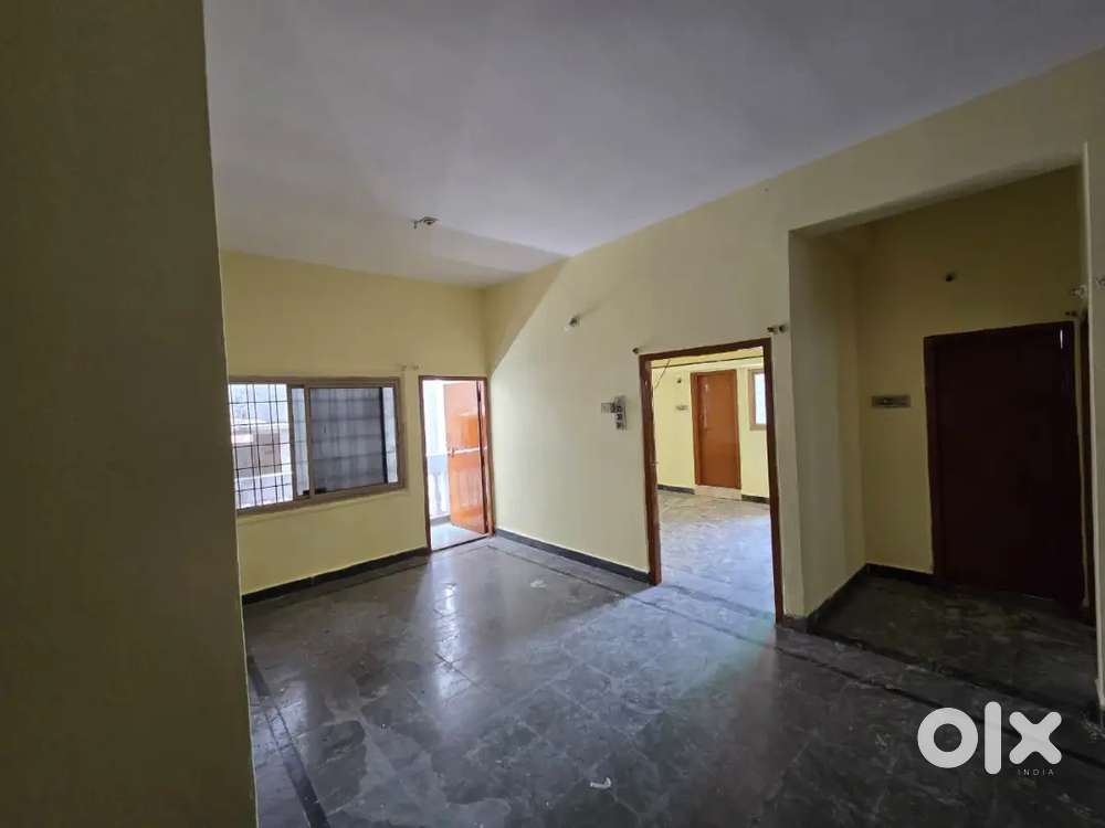 2bhk flat available for rent