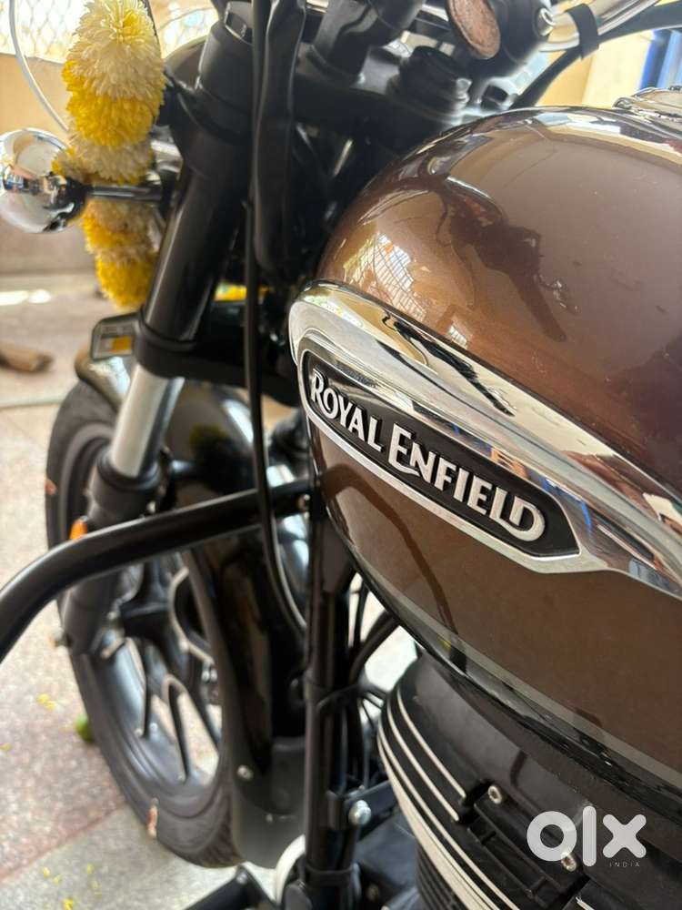 Looks brand new, showroom maintenance , owner is a school Principal.