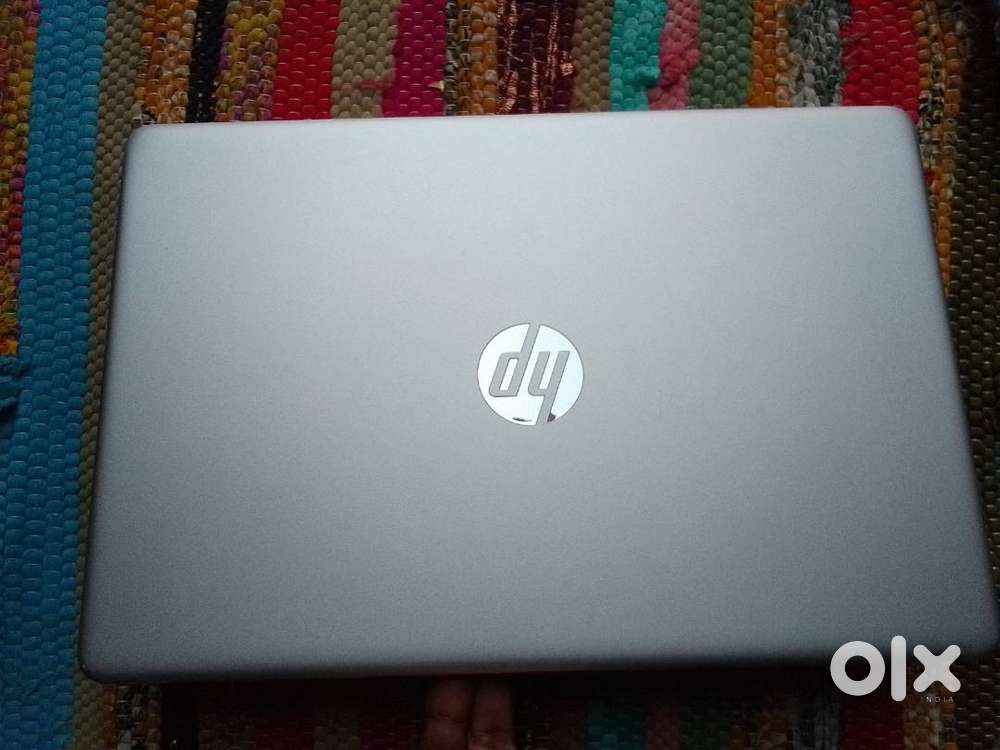 Laptop HP 15s i3 12th 8/516