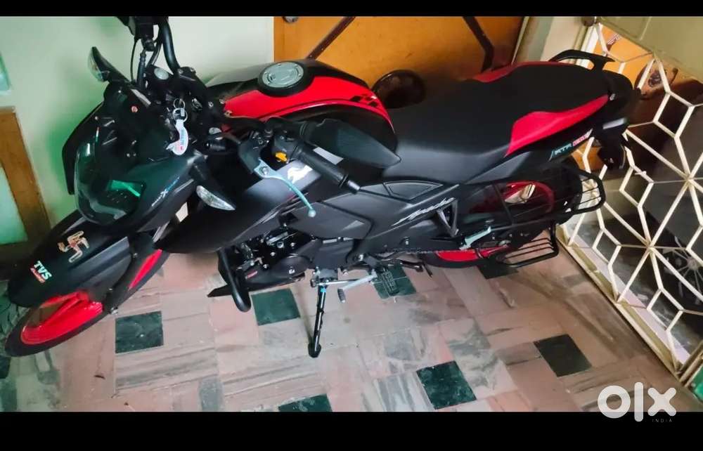 Extremely brand new showroom condition bike rtr special edition