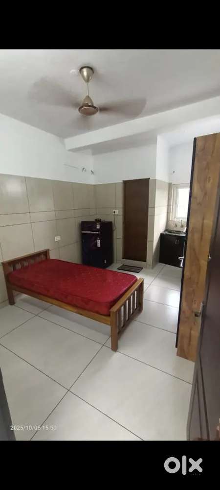 (1 gents) Furnished studio apartment for rent near ngo kakkanad