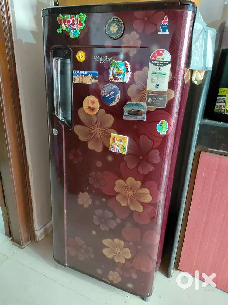 174 litres Whirlpool Fridge on sell